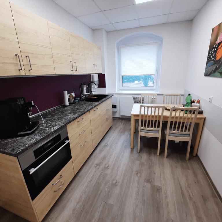 Kuechenrueckwand und Anlehnschutz