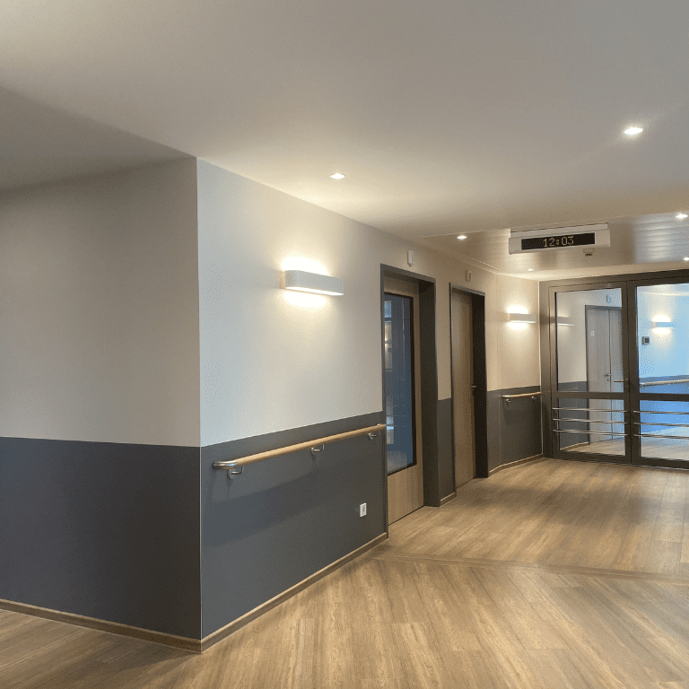 waldklinikum_eisenberg_flur__1